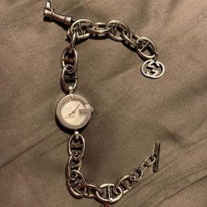 Gucci Bangle Charm Watch